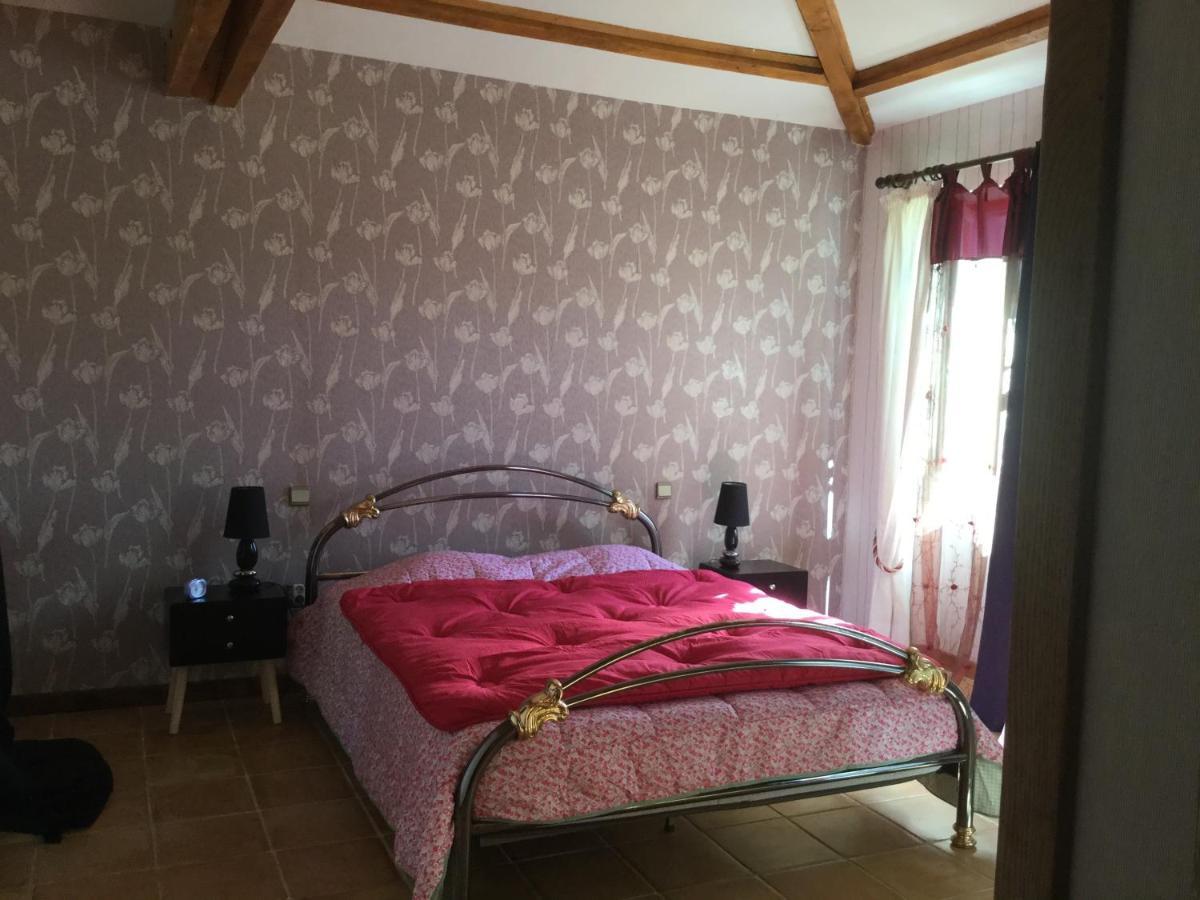 Chez Patricia Bed and Breakfast Castelnau-Montratier Exteriör bild