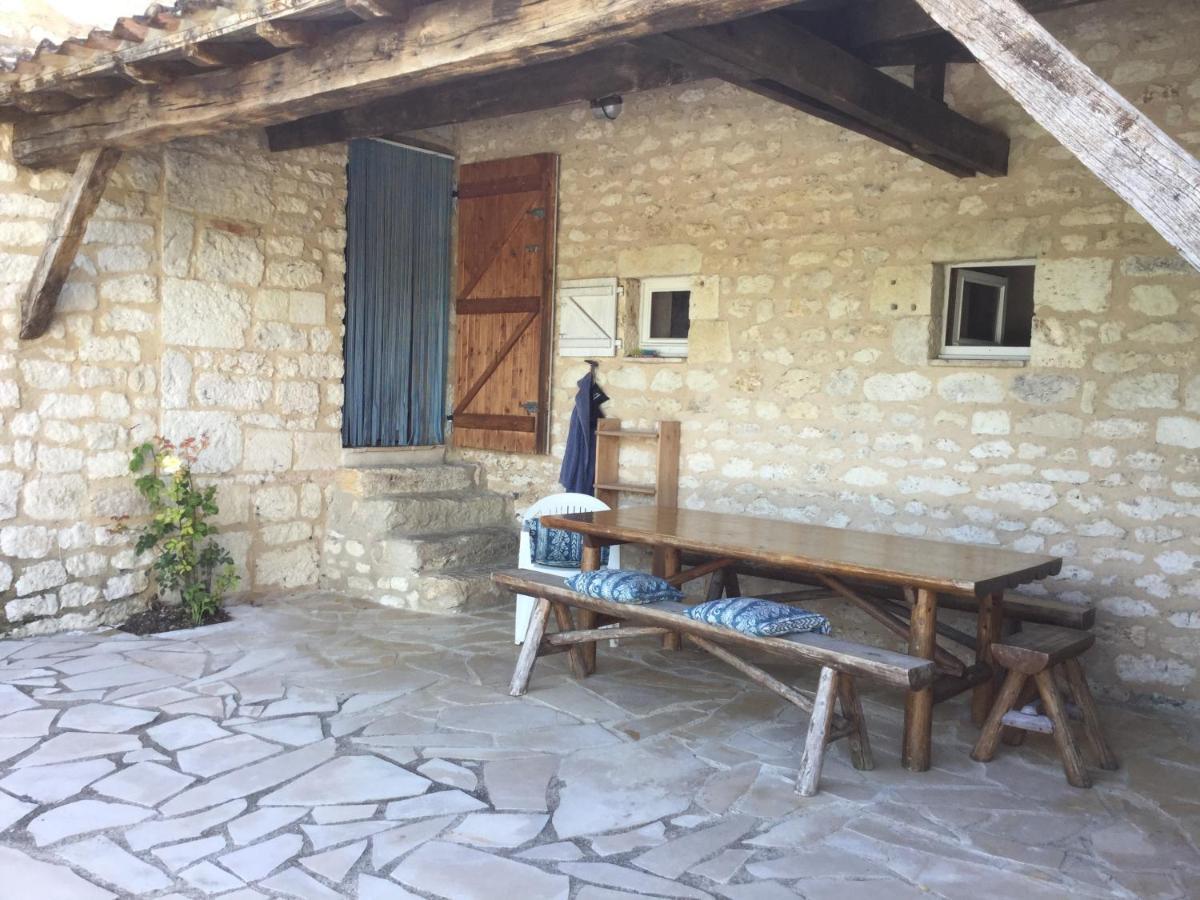 Chez Patricia Bed and Breakfast Castelnau-Montratier Exteriör bild